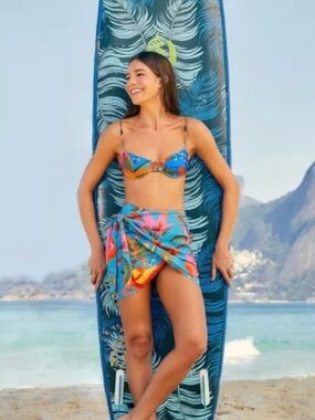 Farm Rio Multicolor Macaw Coverup Skirt